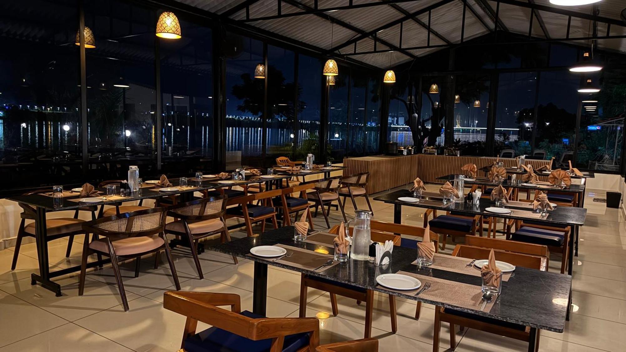 Riverview Tent Resort Kevadia 外观 照片