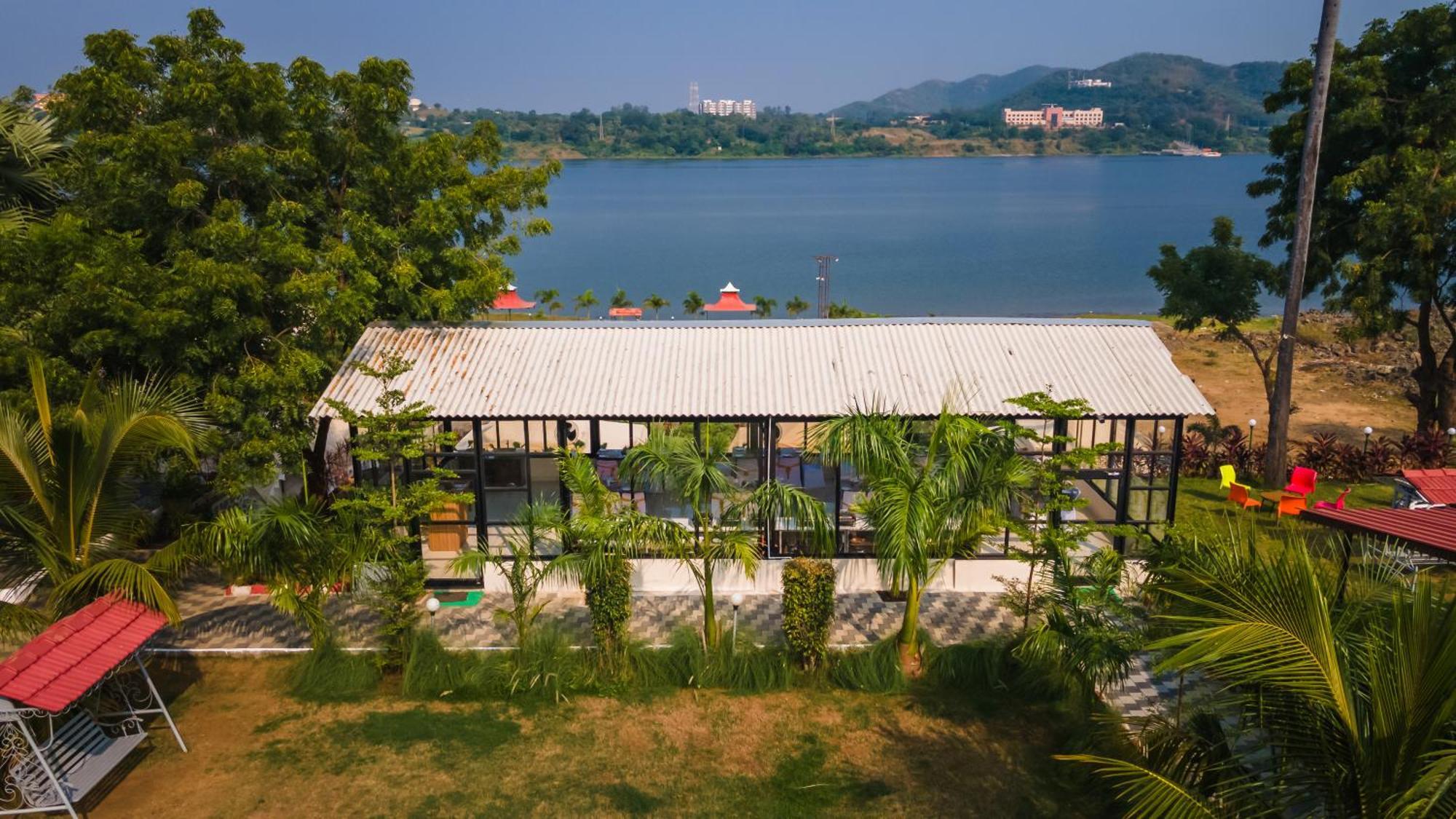 Riverview Tent Resort Kevadia 外观 照片