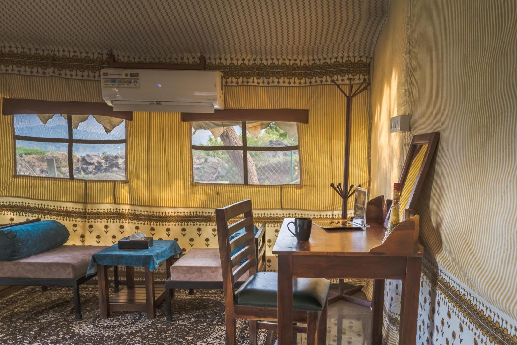 Riverview Tent Resort Kevadia 外观 照片